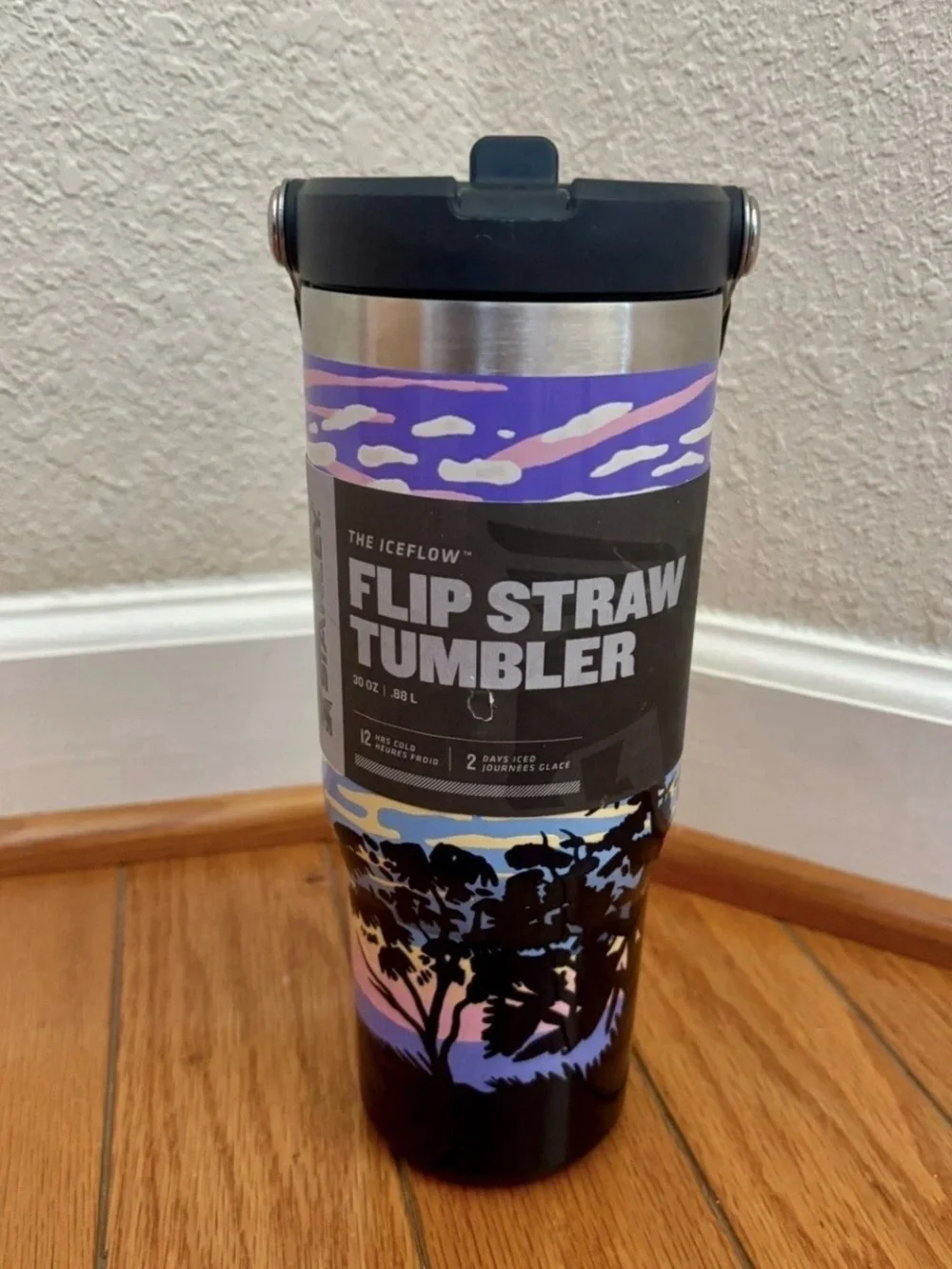 BRAND NEW! Stanley Hazy Horizon REI Edition Ice Flow Flip Straw Tumbler 30 oz